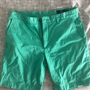 Vineyard Vines chino shorts